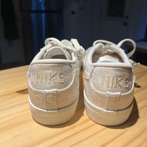 New-no box Nike Blazer Low '77 SE Sail Sesame Beige White DR9955-100